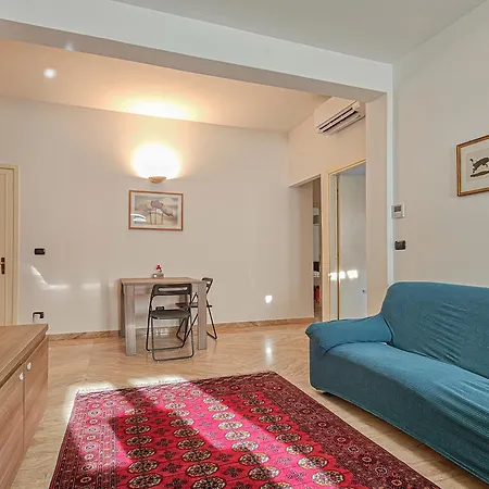 Juliet's Terrace On The River *