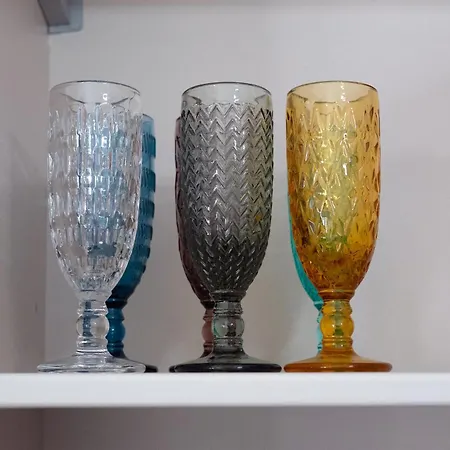 Juliet's Terrace On The River Daire