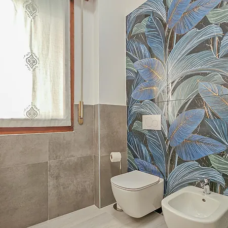 Juliet's Terrace On The River